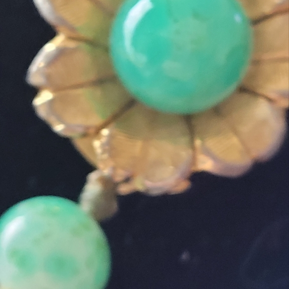 Peking Glass Necklace - Picture 3 of 8